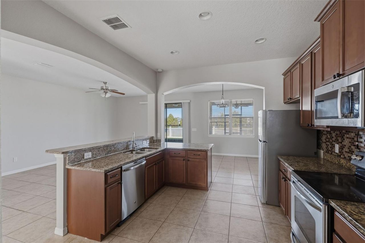 2318 Sebago Drive, Lakeland, FL 33805 Photo