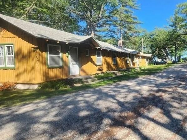 977 N Huron Street, East Tawas, MI 48730