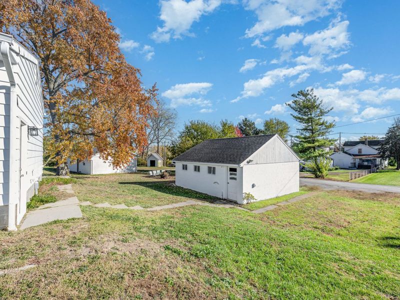 9 E Silver Street, Wapakoneta, OH 45895 Photo 16