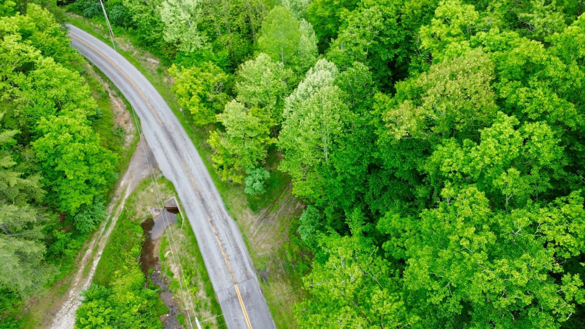 379A Highway 1690, Louisa, KY 41230
