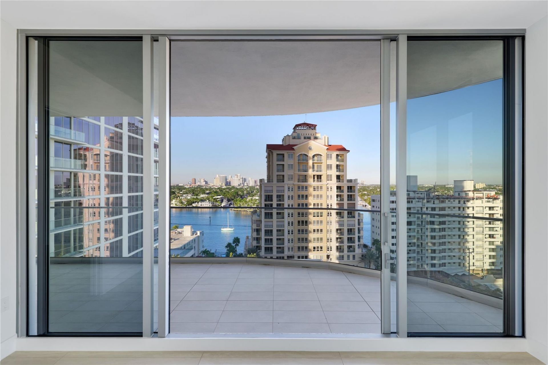 151 N Seabreeze Boulevard, Unit 903E, Fort Lauderdale, FL 33304 Photo