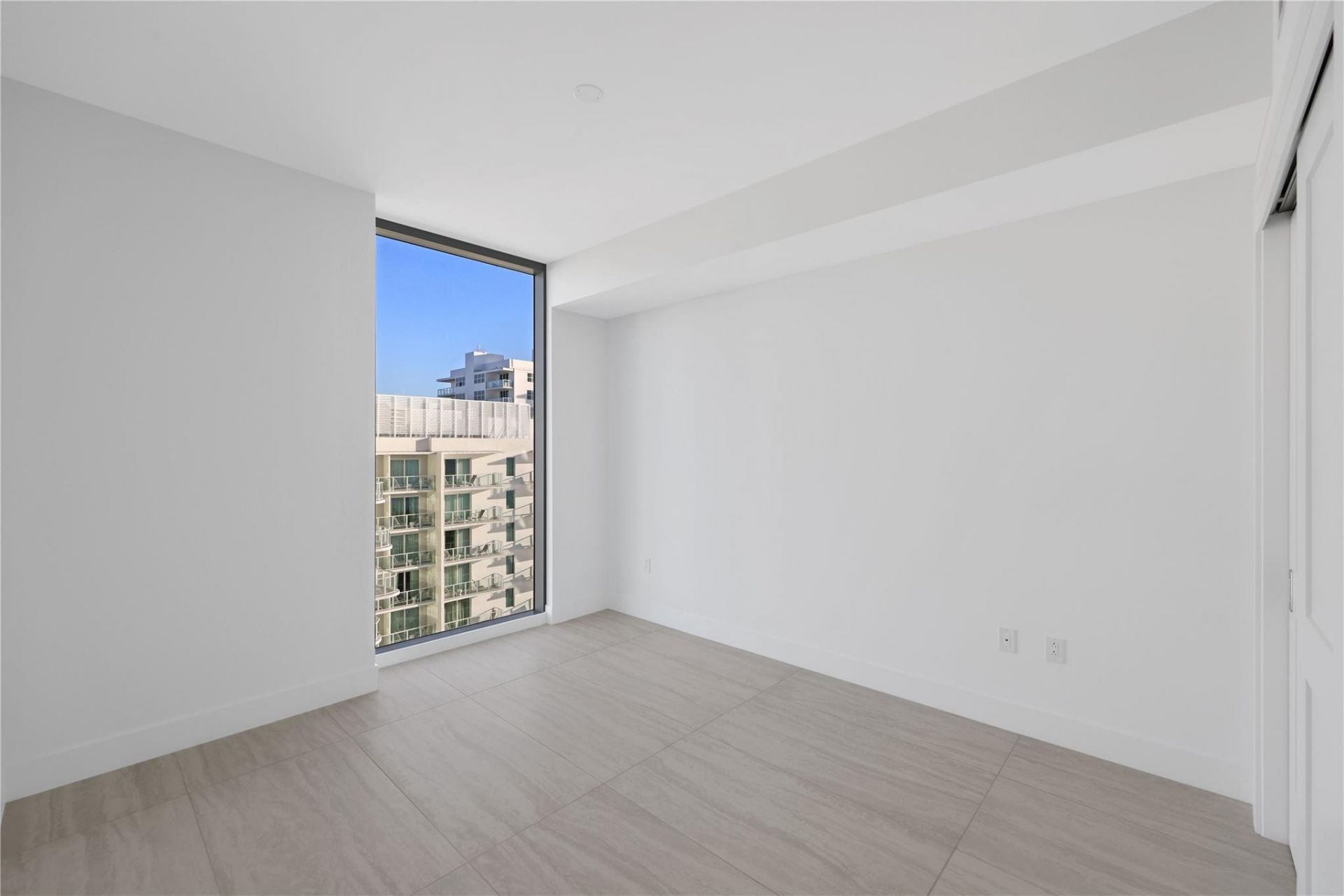 151 N Seabreeze Boulevard, Unit 903E, Fort Lauderdale, FL 33304 Photo