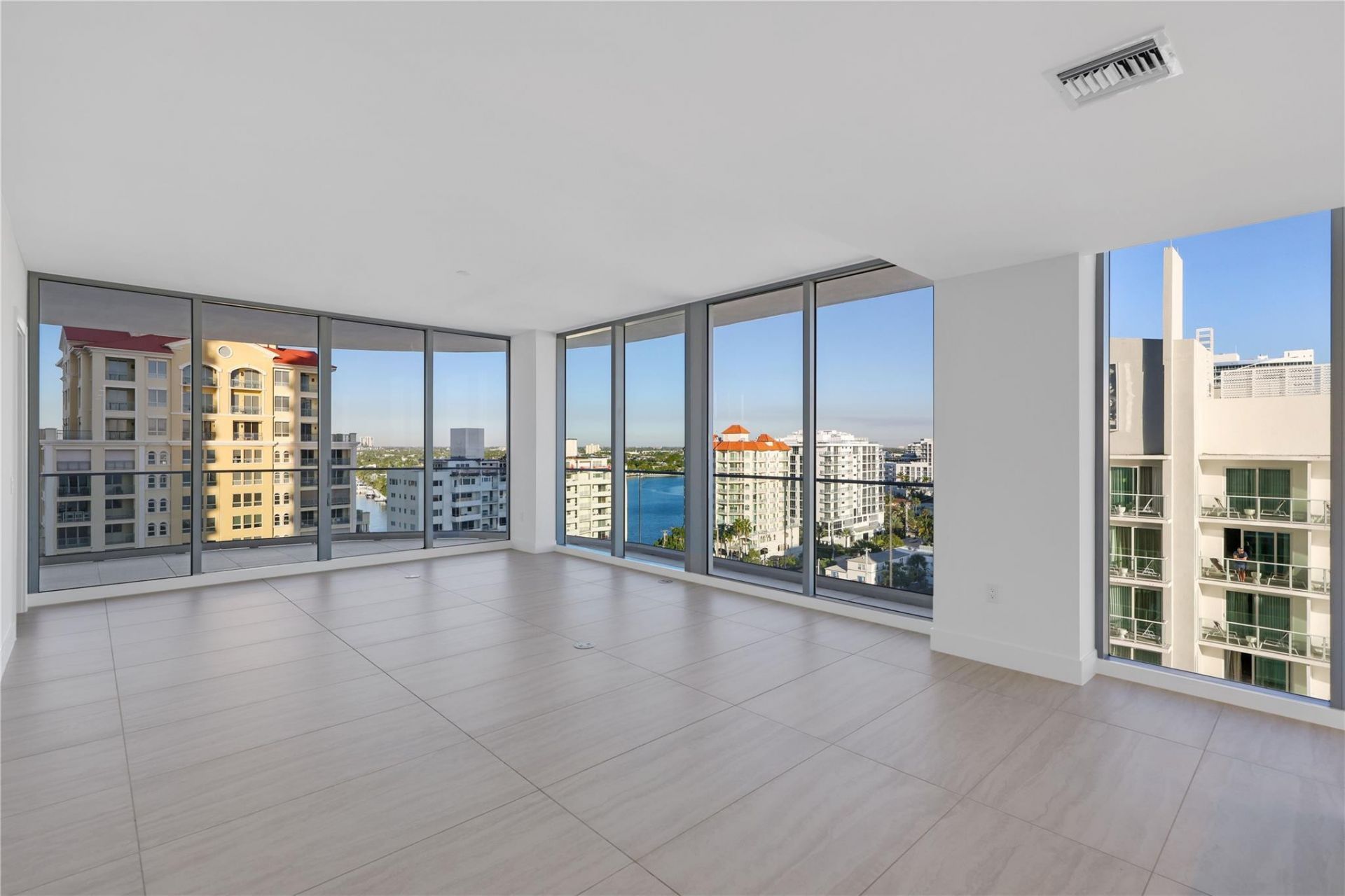 151 N Seabreeze Boulevard, Unit 903E, Fort Lauderdale, FL 33304 Photo