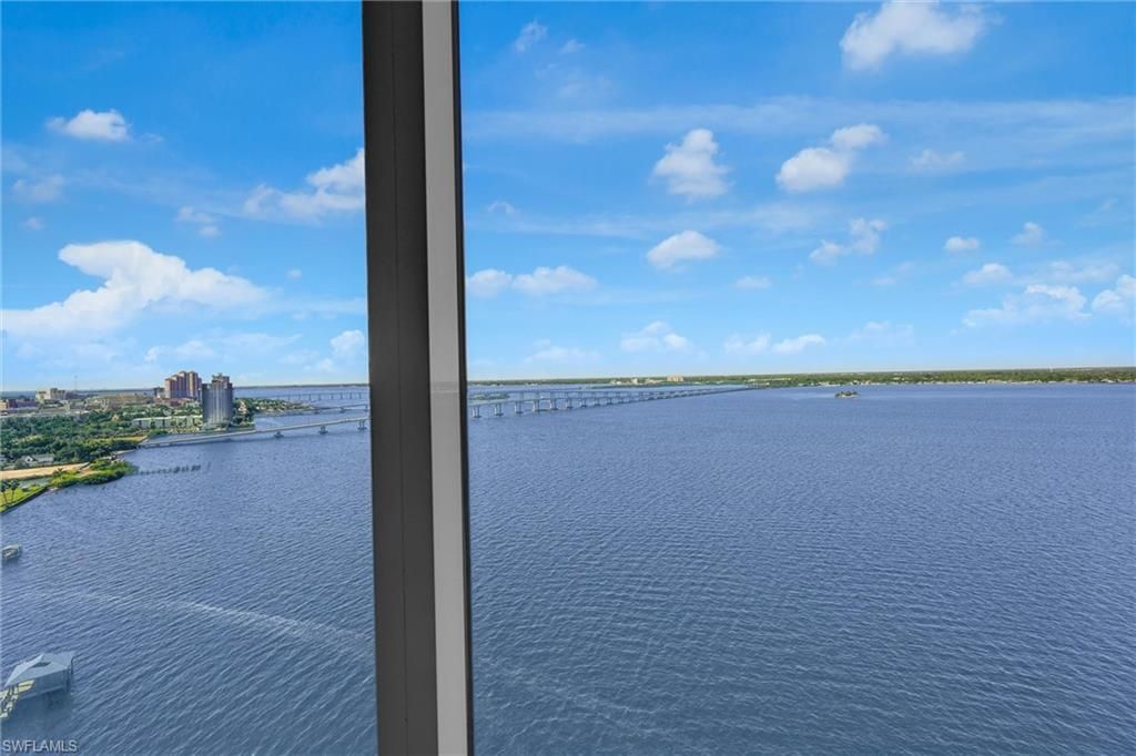 2745 1st St, Unit 1802, Fort Myers, FL 33916 Photo