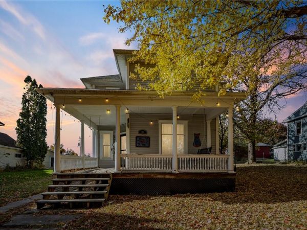 218 N Huber Street, Anamosa, IA 52205