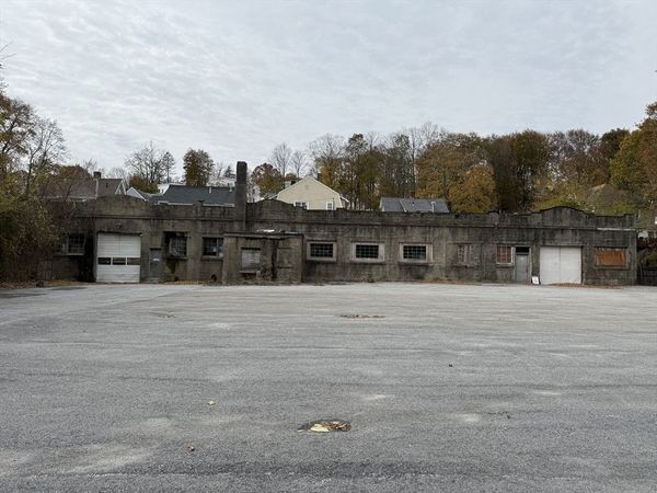 22 Richmond Avenue, Worcester, MA 01602