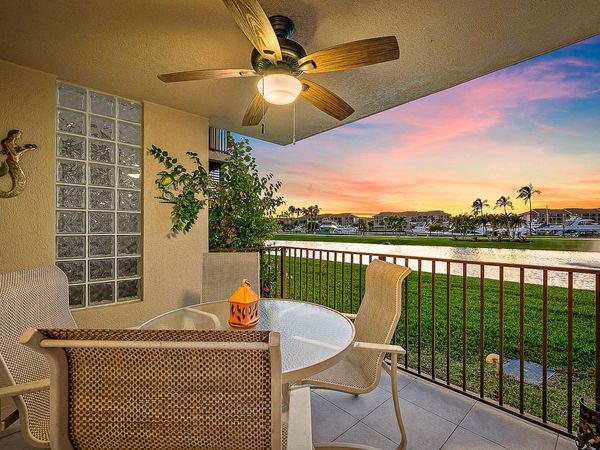 701 Seafarer Circle, Unit 103, Jupiter, FL 33477