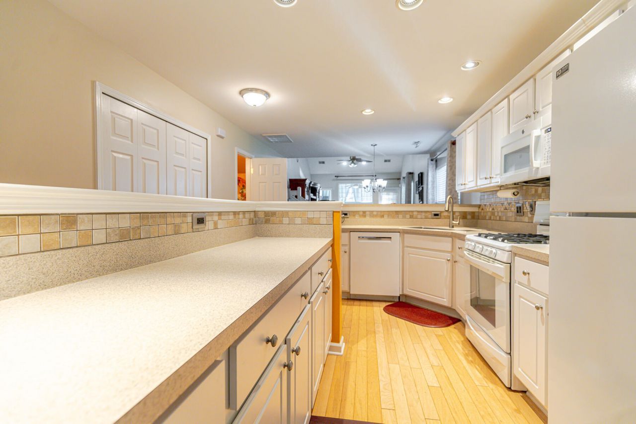 1500 Yellow Hawthorn Circle Photo 10