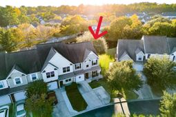 1500 Yellow Hawthorn Circle photo 4