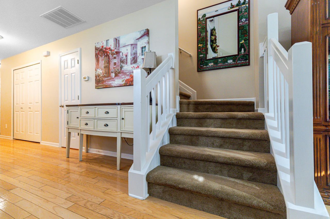 1500 Yellow Hawthorn Circle Photo 41