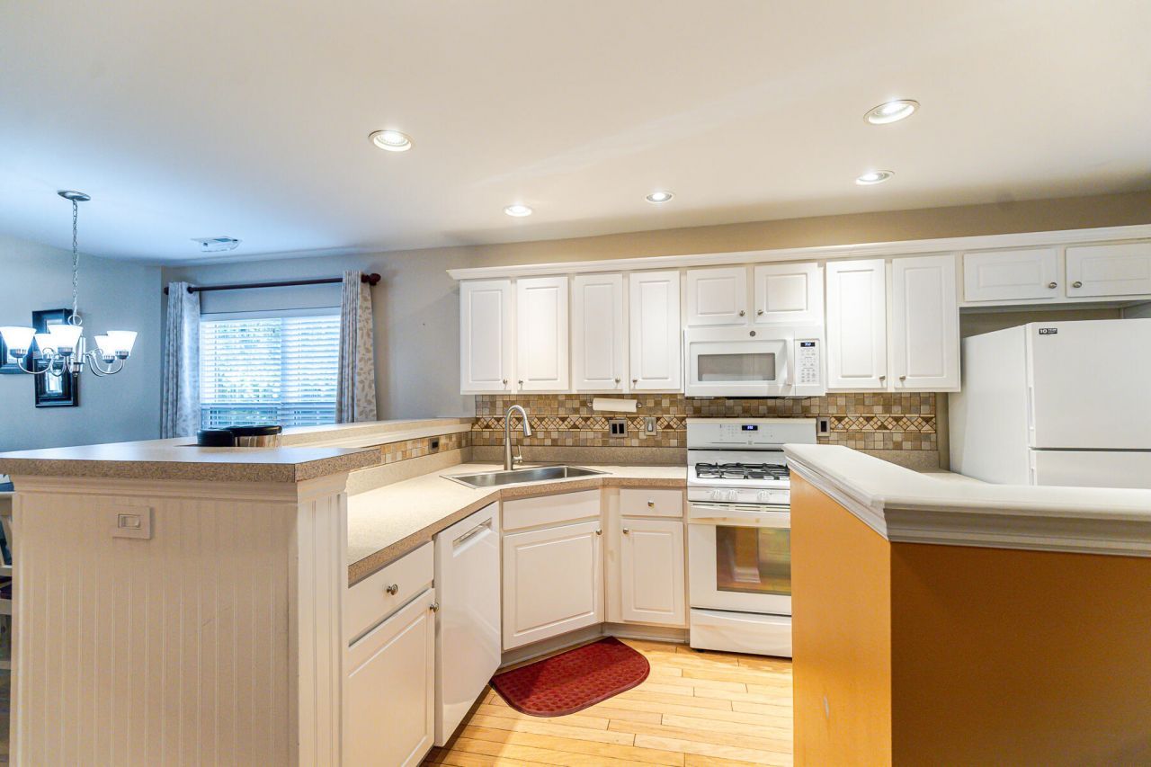 1500 Yellow Hawthorn Circle Photo 7