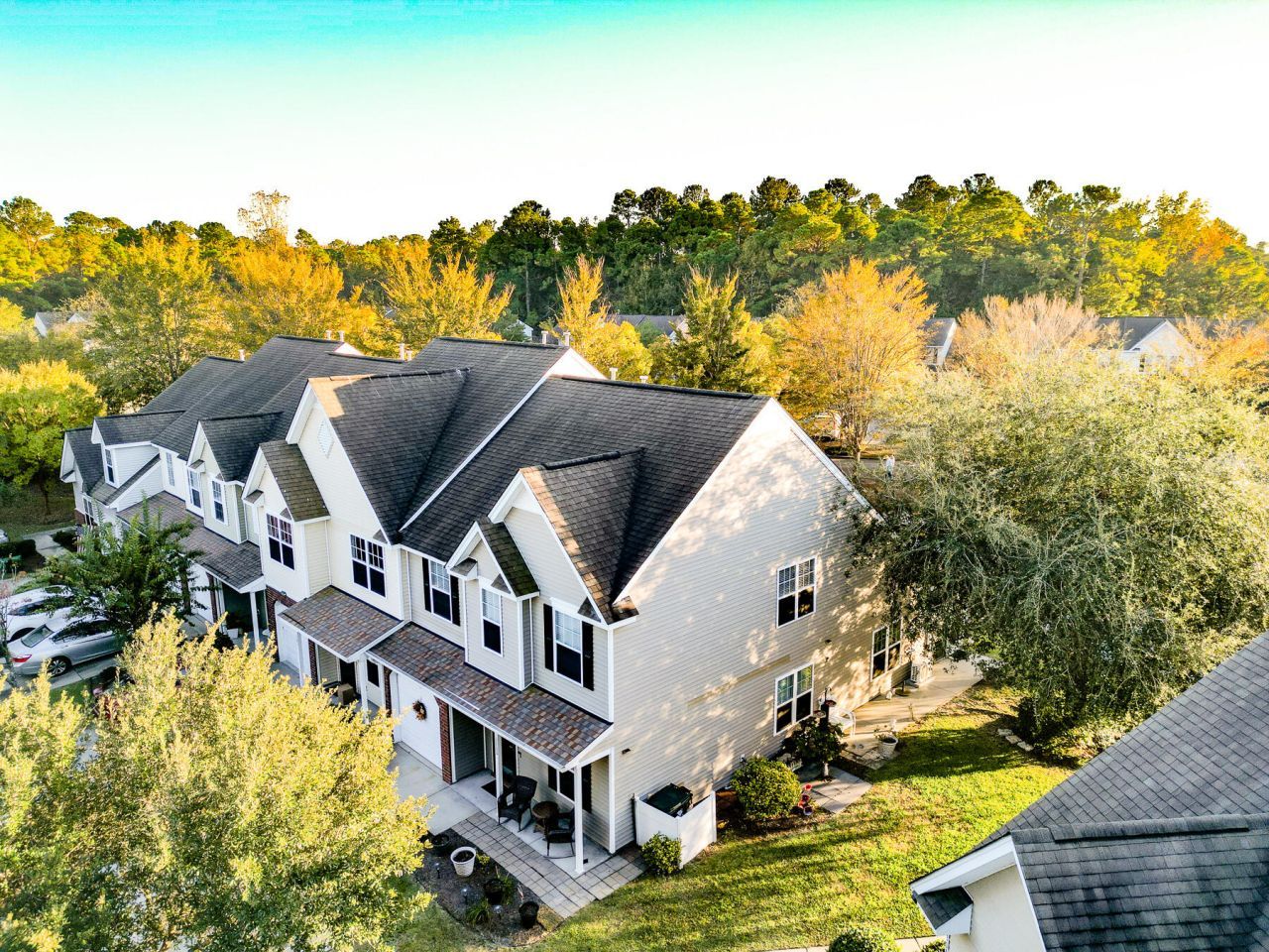 1500 Yellow Hawthorn Circle Photo 70