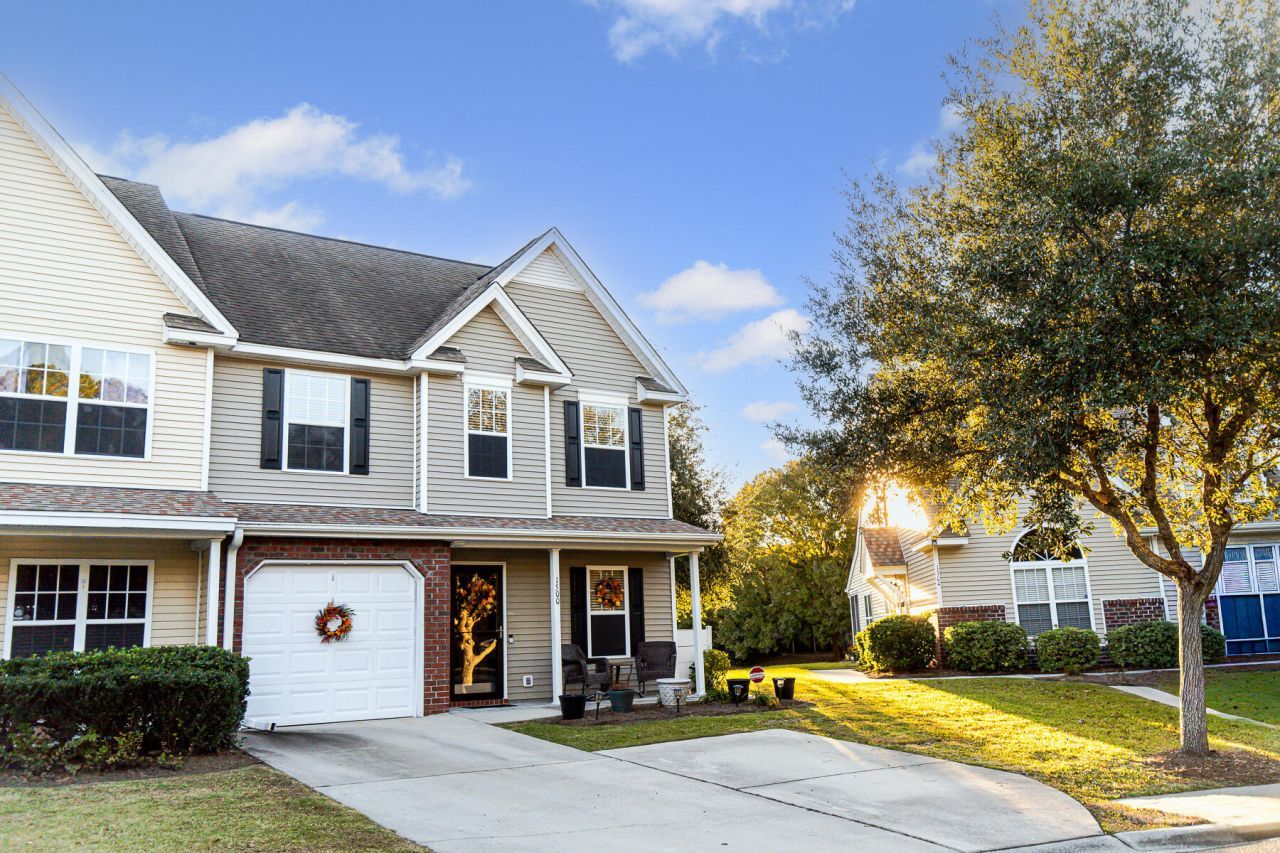 1500 Yellow Hawthorn Circle Photo 75