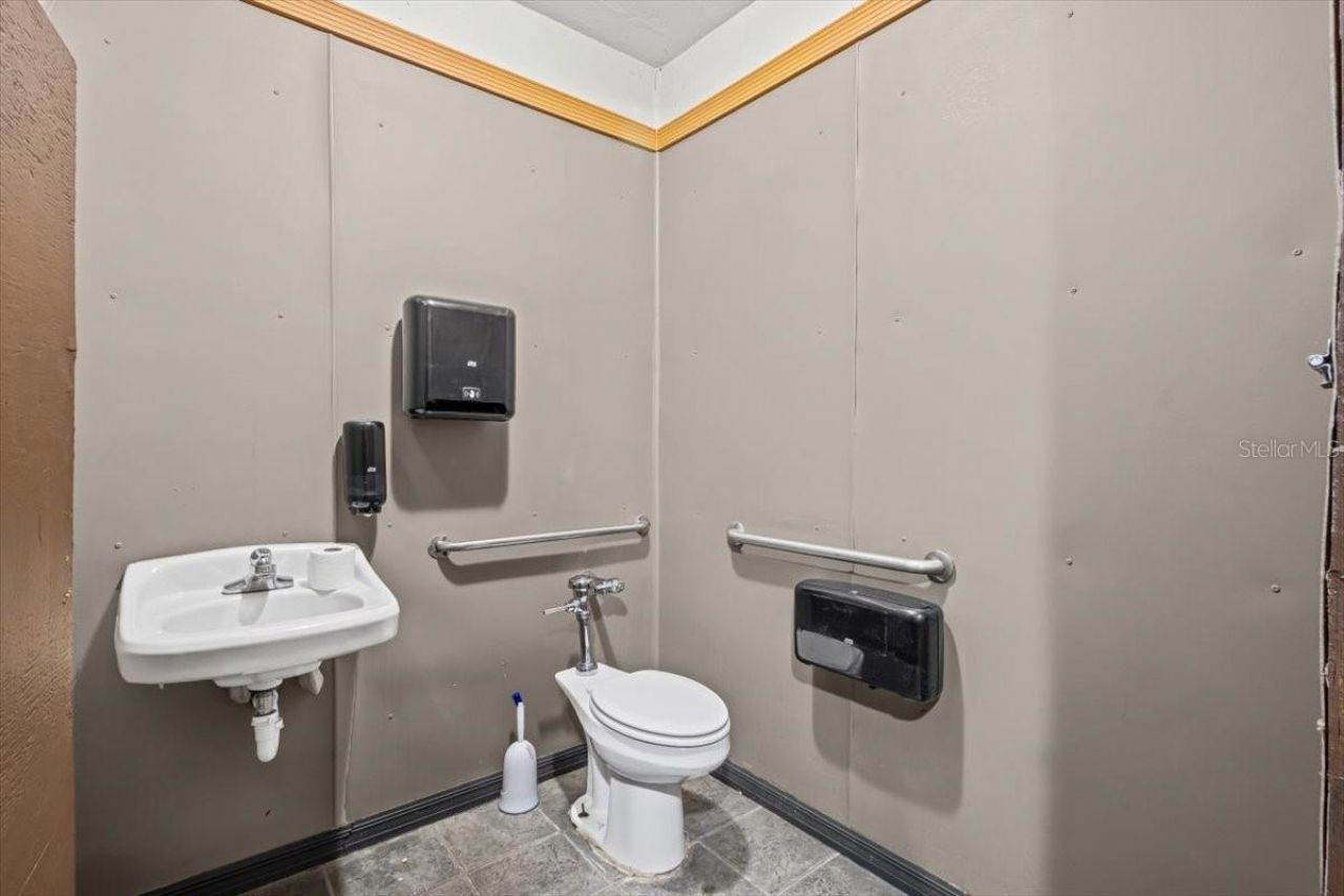 17751 NW Us Highway 19, Trenton, FL 32693 Photo