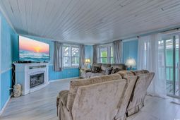 609 15th Ave. S photo 4