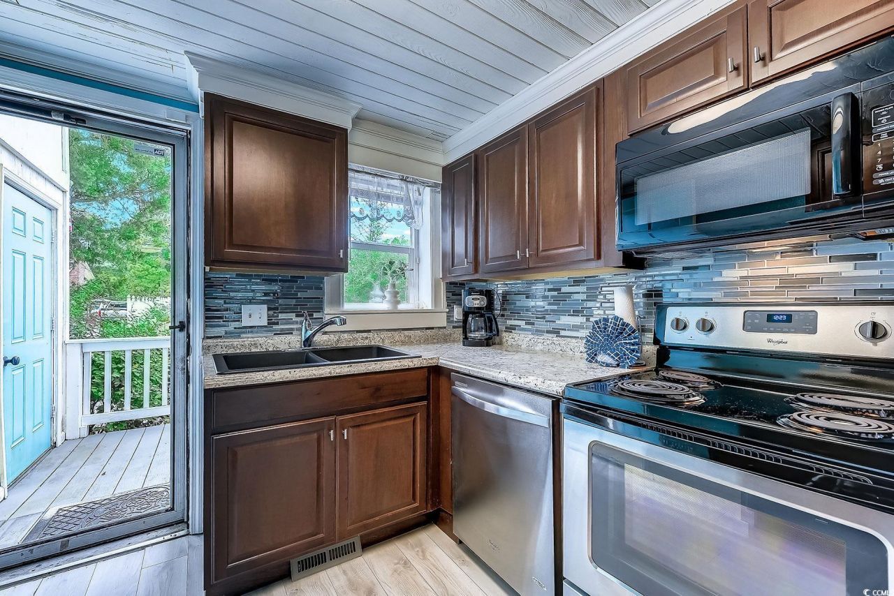 609 15th Ave. S Photo 8