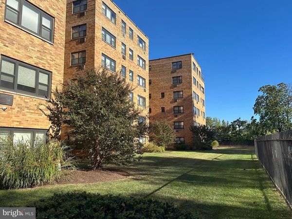 40 OLD LANCASTER ROAD, Unit 205, MERION STATION, PA 19066