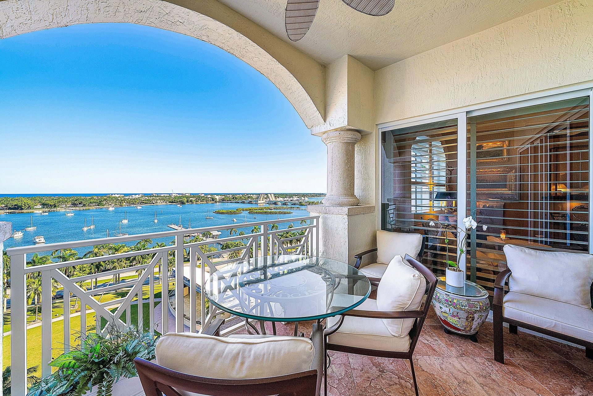 201 S Narcissus Avenue, Unit 1002, West Palm Beach, FL 33401 Photo