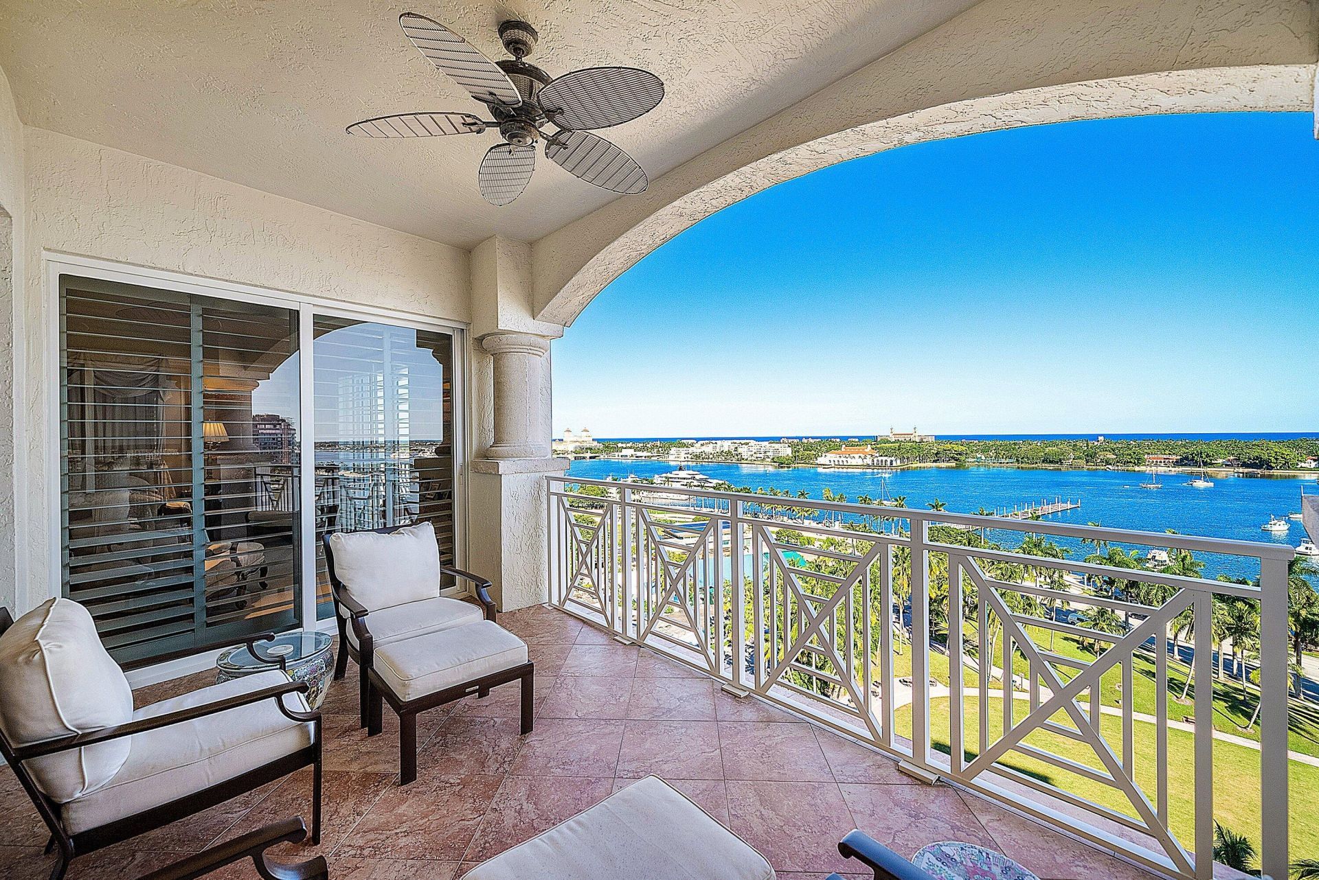 201 S Narcissus Avenue, Unit 1002, West Palm Beach, FL 33401 Photo