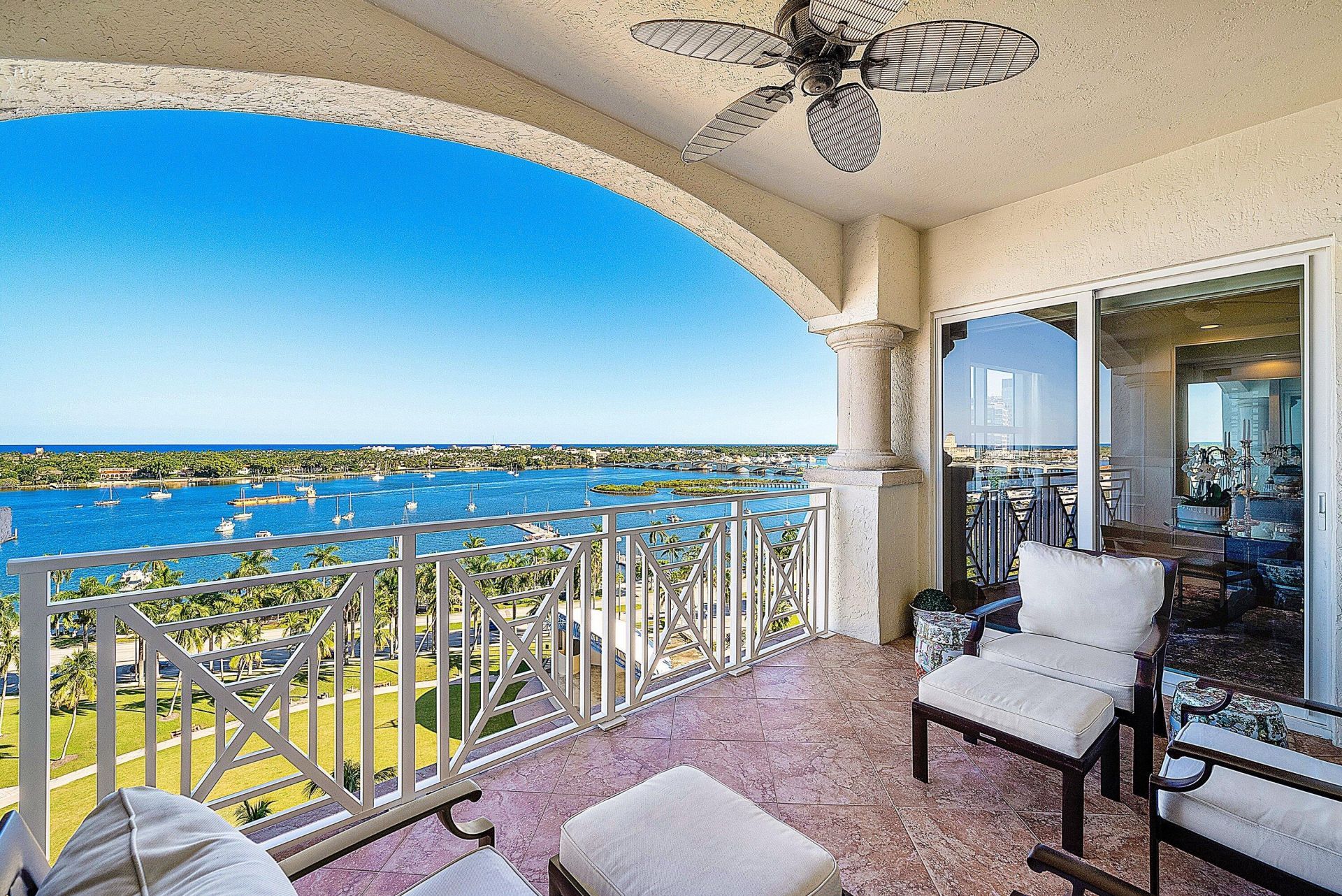 201 S Narcissus Avenue, Unit 1002, West Palm Beach, FL 33401 Photo