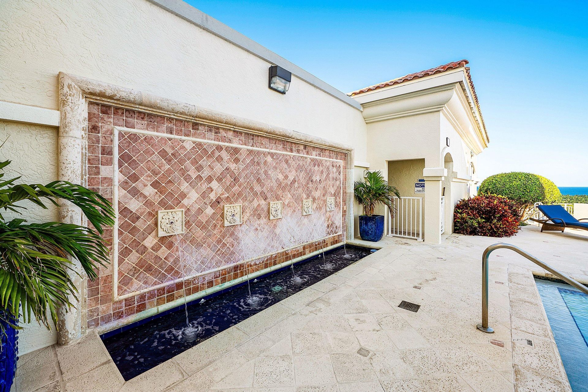 201 S Narcissus Avenue, Unit 1002, West Palm Beach, FL 33401 Photo