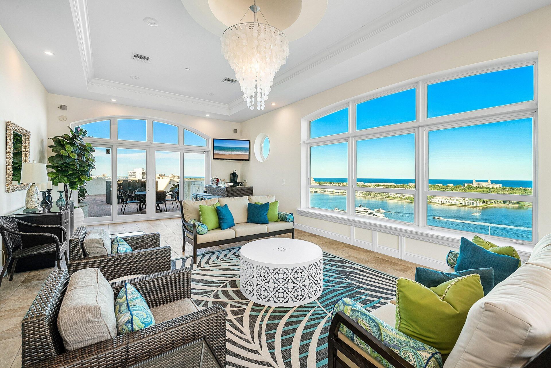 201 S Narcissus Avenue, Unit 1002, West Palm Beach, FL 33401 Photo