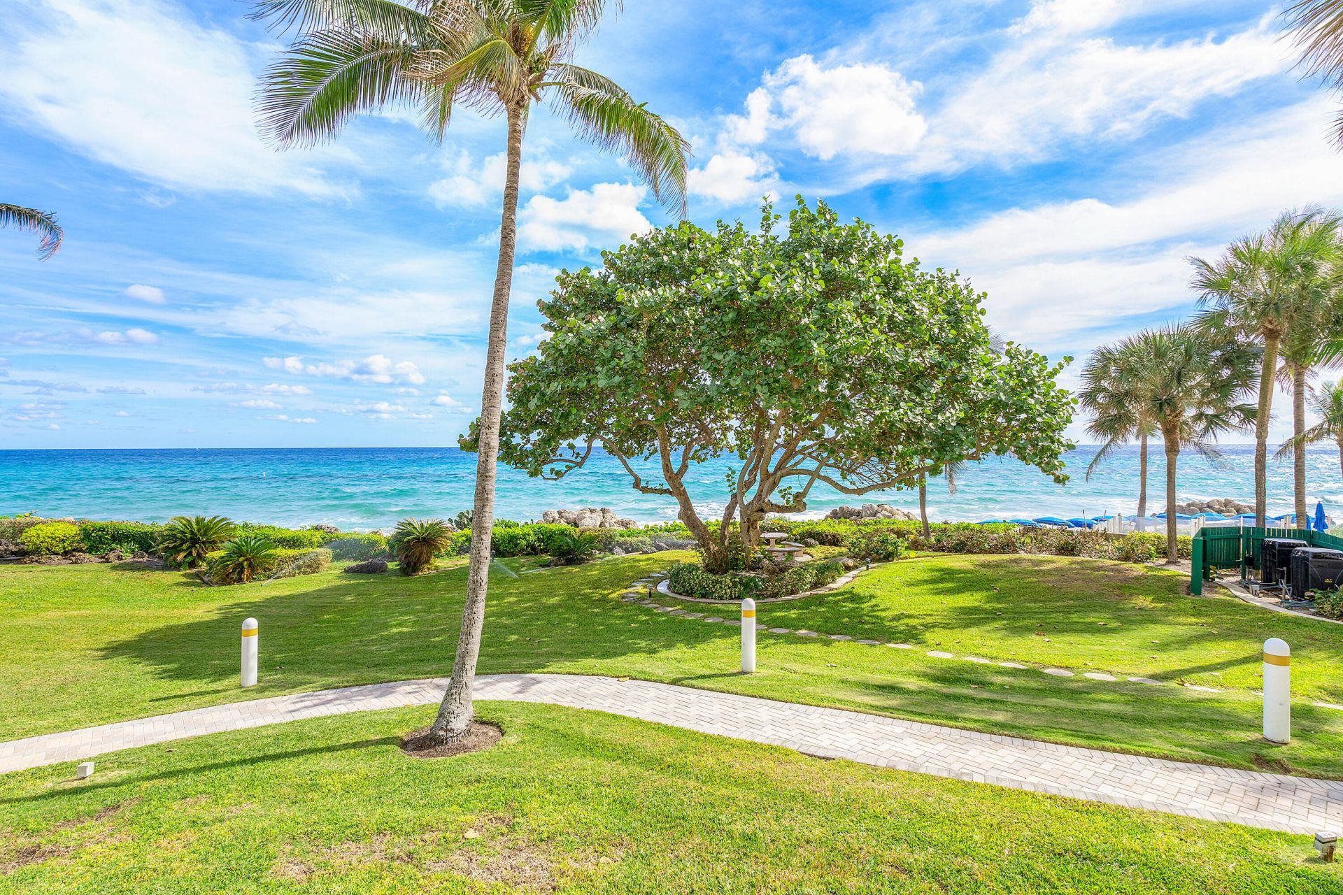 500 SE 21st Avenue, Unit 409, Deerfield Beach, FL 33441 Photo