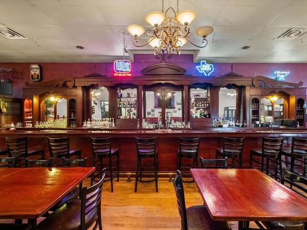 107 S Beaton Street, Corsicana, TX 75110