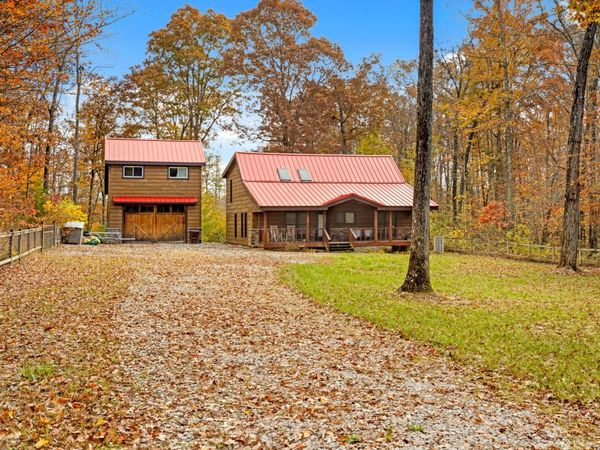 92 Mount Laurel Rd, Pikeville, TN 37367