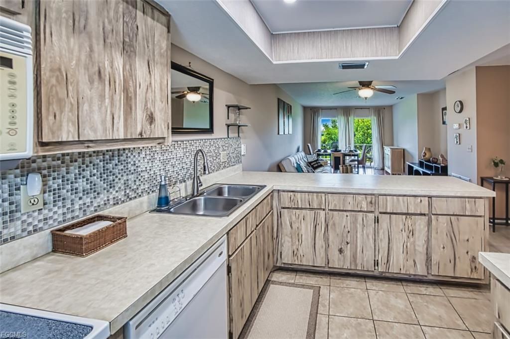 16001 Dublin Cir, Unit 203, Fort Myers, FL 33908 Photo