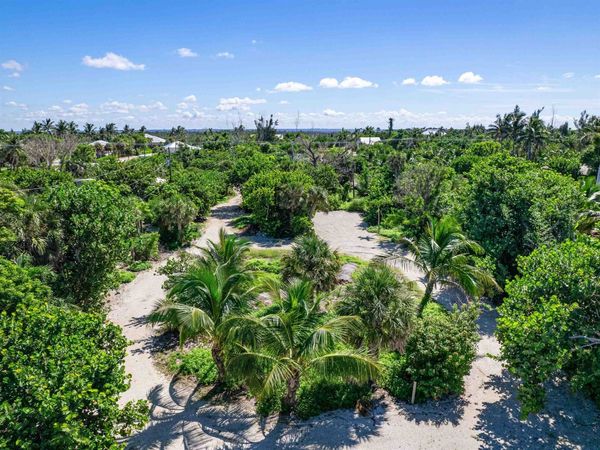 16548 Captiva Dr, Captiva, FL 33924