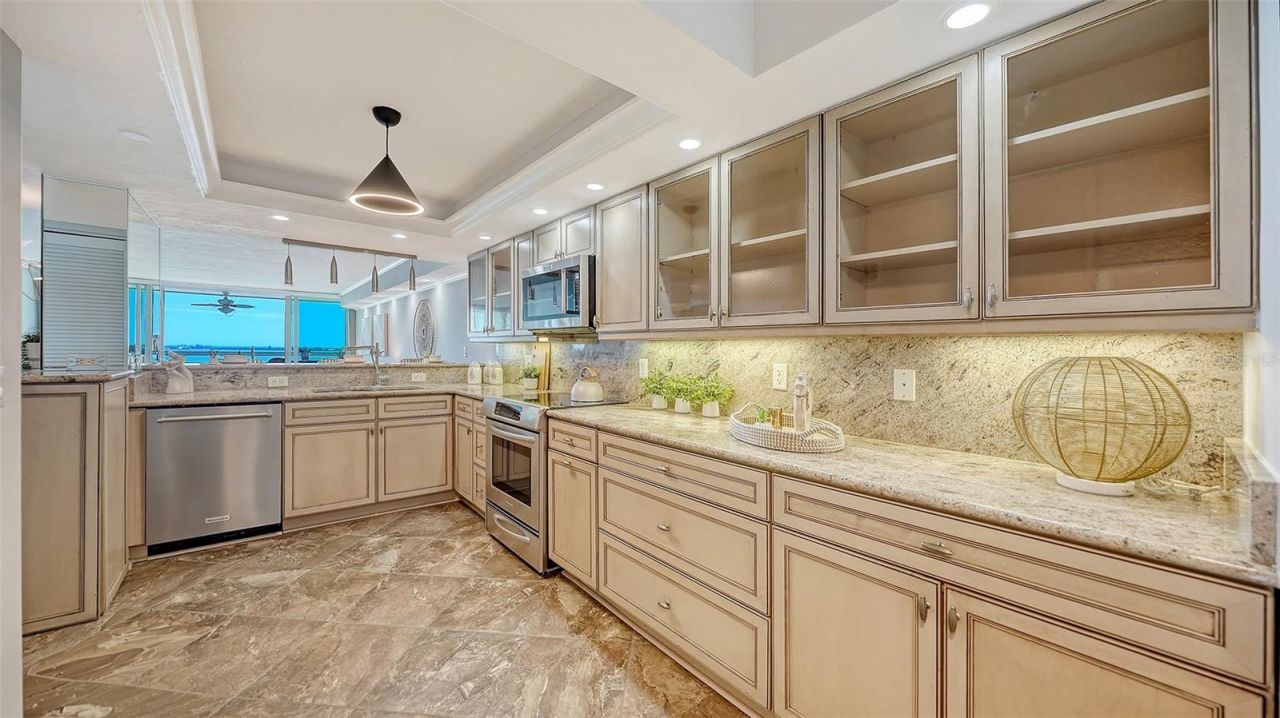988 Blvd Of The Arts, Unit 1011, Sarasota, FL 34236 Photo