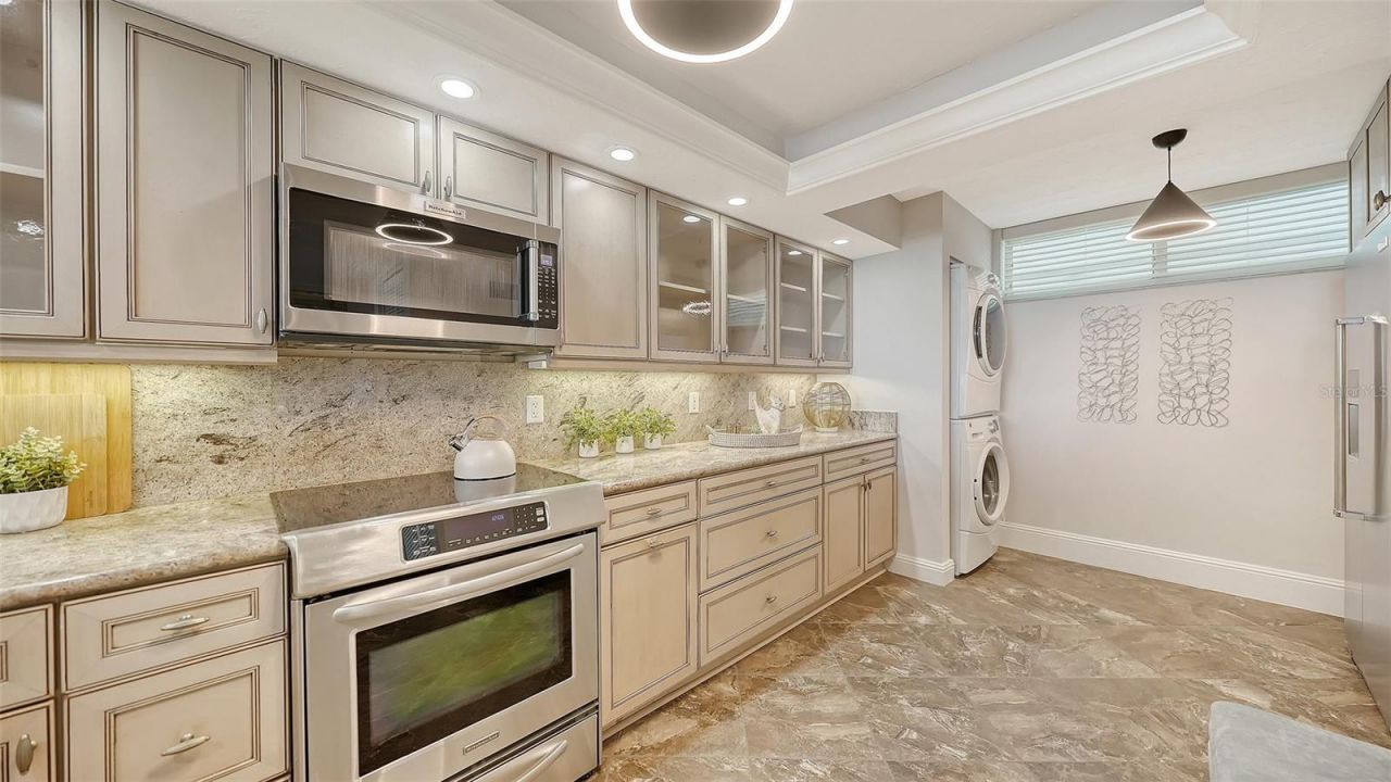 988 Blvd Of The Arts, Unit 1011, Sarasota, FL 34236 Photo