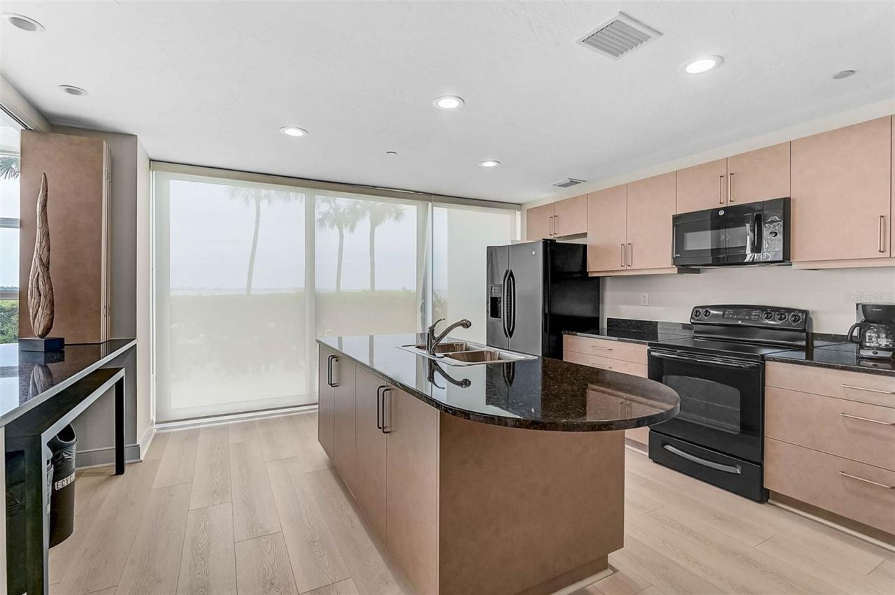 988 Blvd Of The Arts, Unit 1011, Sarasota, FL 34236 Photo