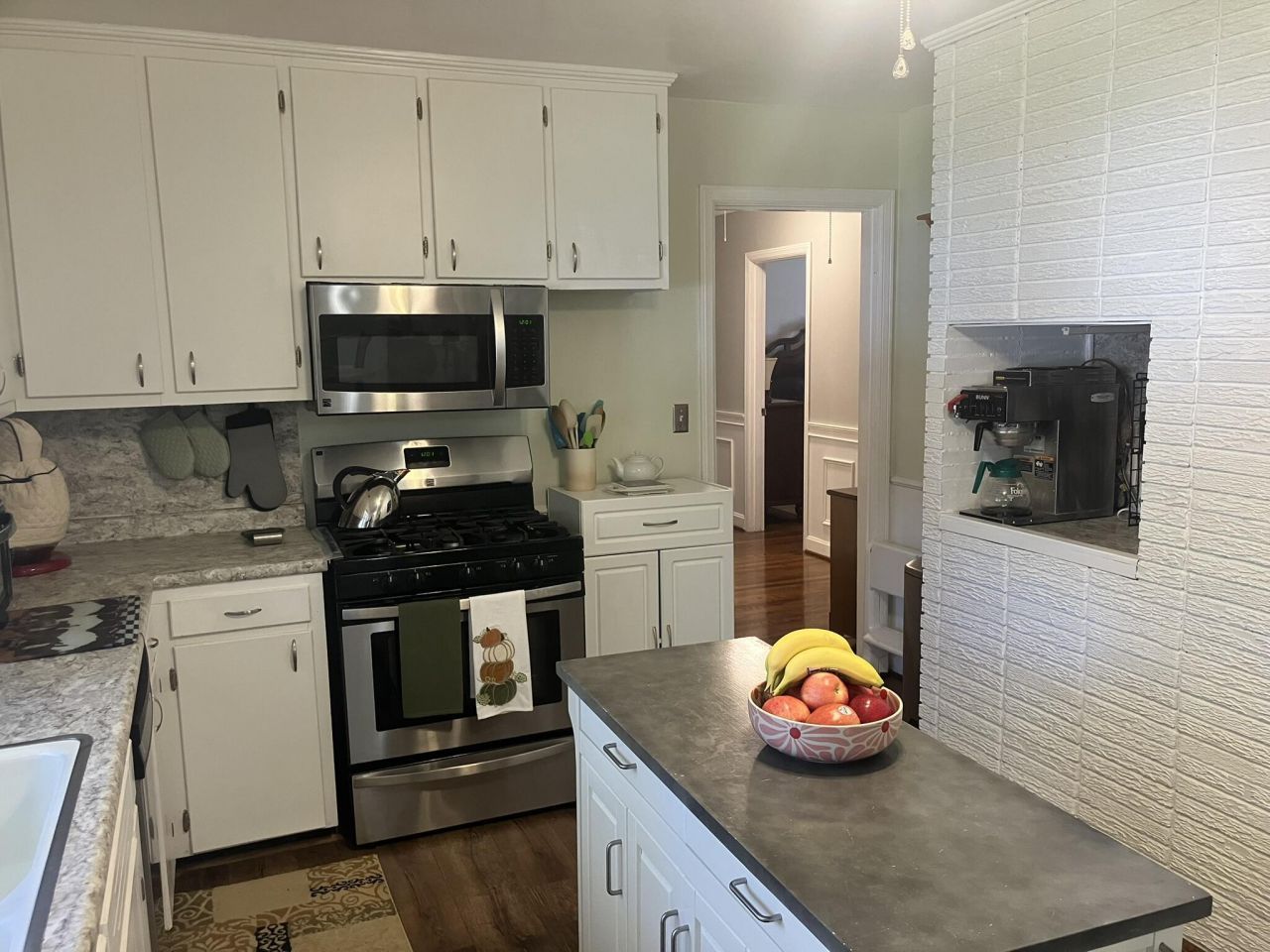 110 Joey Street Photo 10