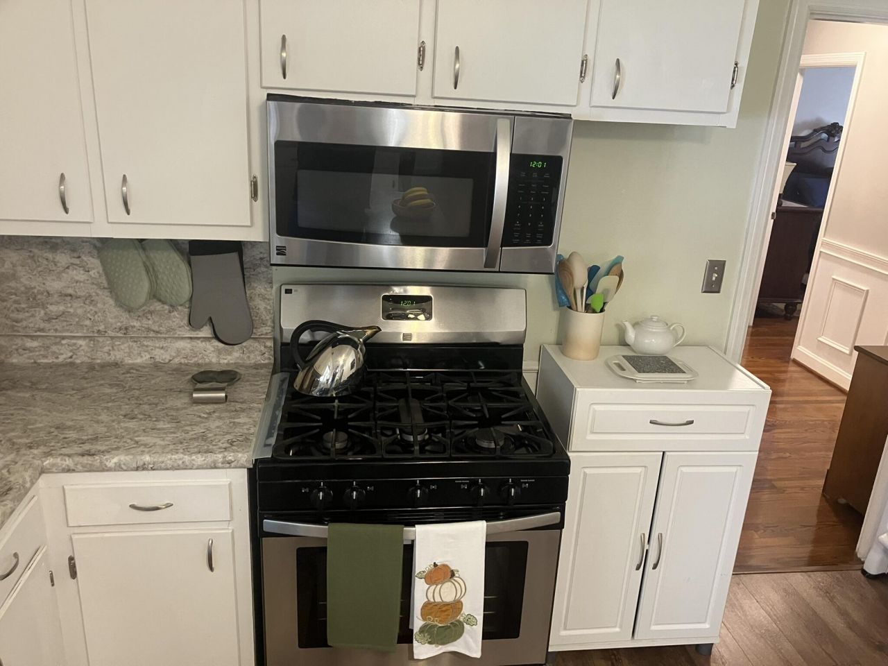 110 Joey Street Photo 11