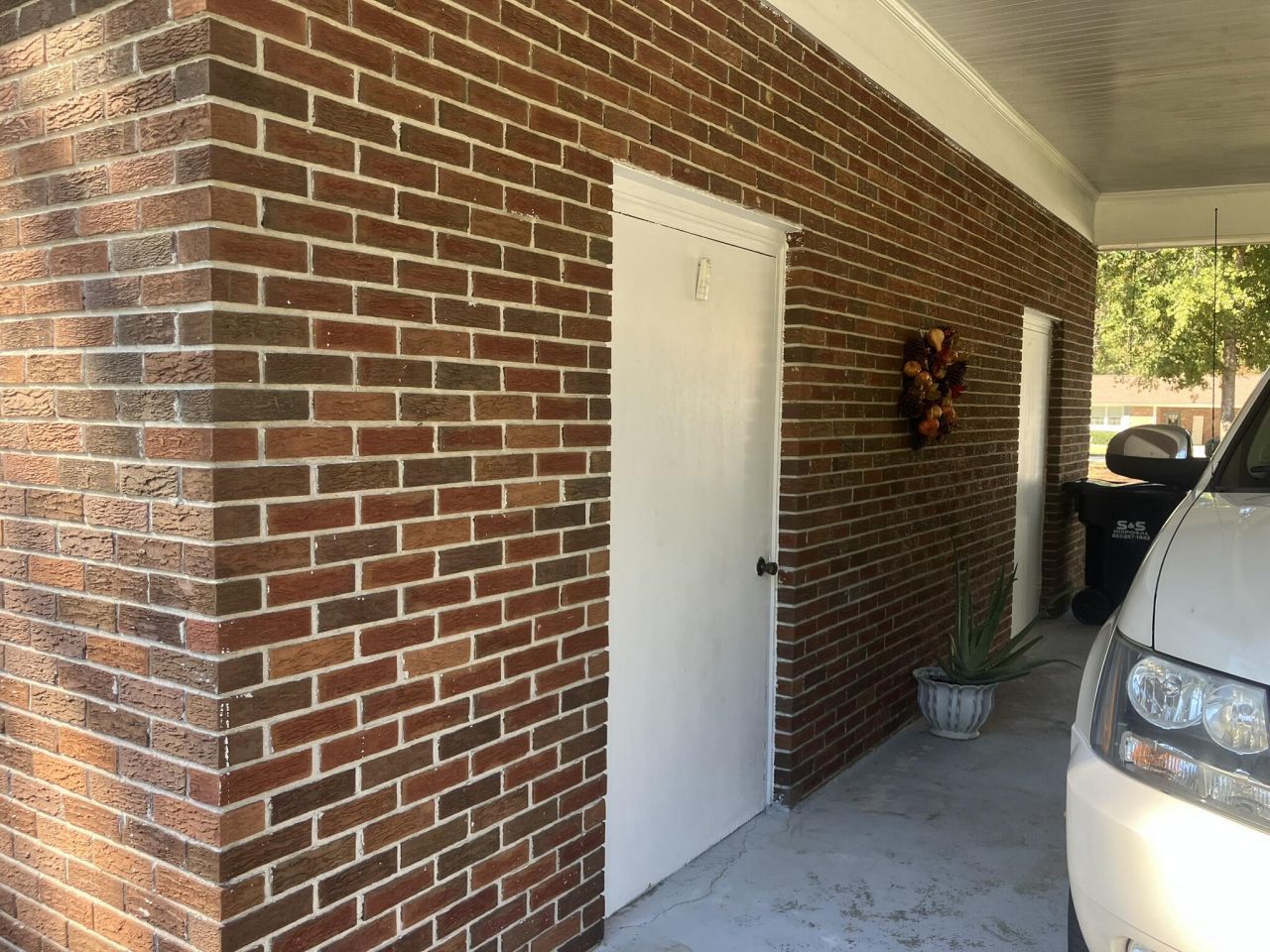 110 Joey Street Photo 31