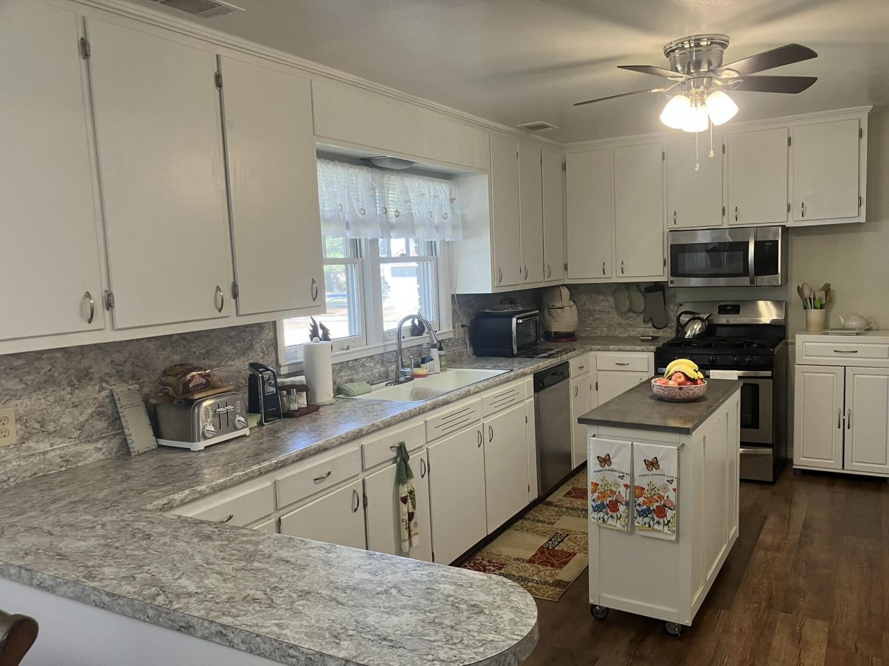 110 Joey Street Photo 8