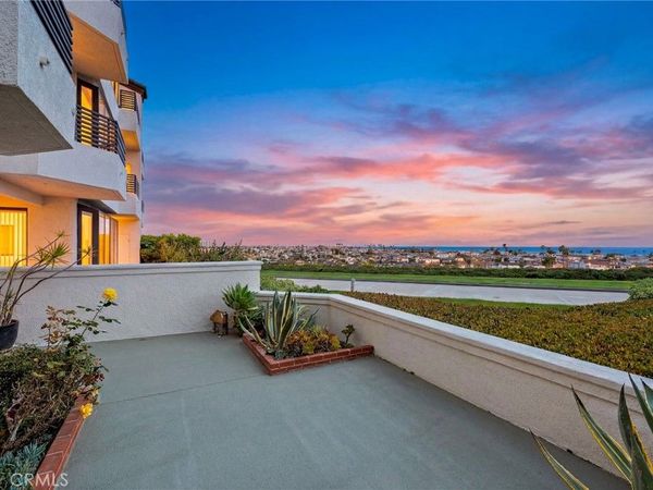 200 Paris Lane, Unit 111, Newport Beach, CA 92663