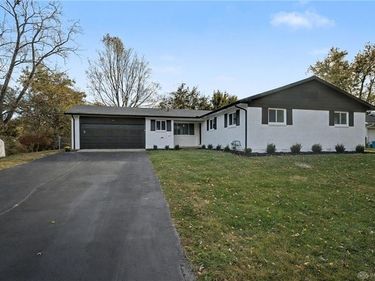 2529 Marinette Drive, Springfield, OH 45503