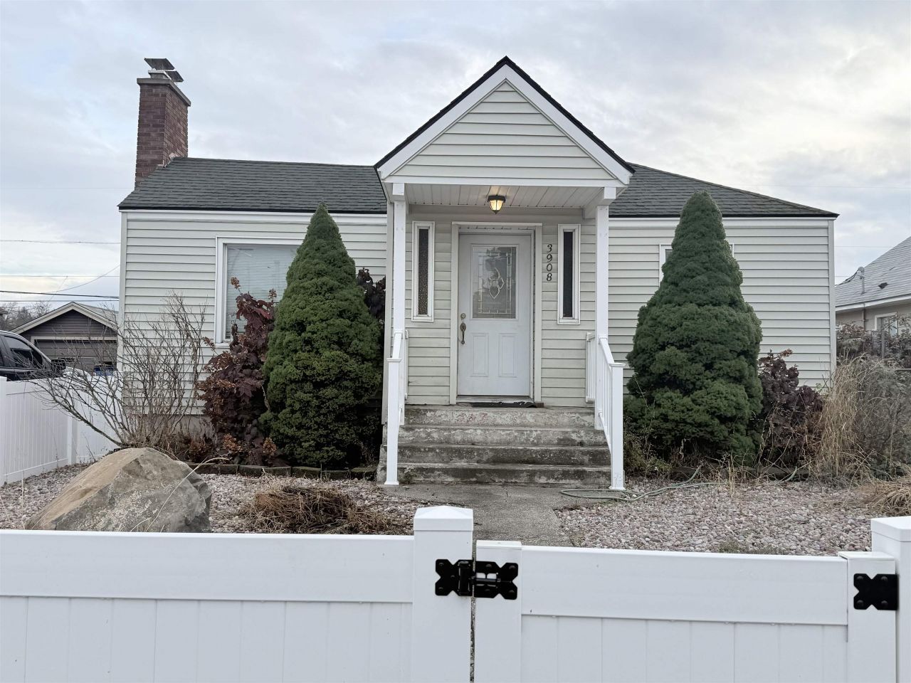 3908 E Pacific Ave, Spokane, WA 99202 Main Photo