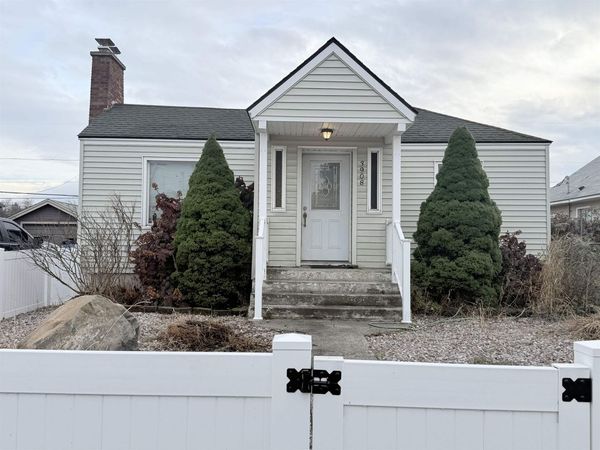 3908 E Pacific Ave, Spokane, WA 99202