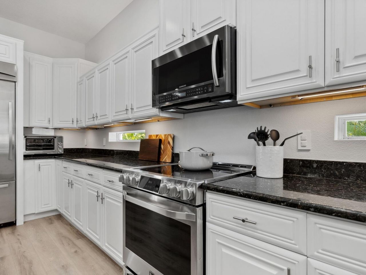 2159 Hawthorne Street, Sarasota, FL 34239 Photo