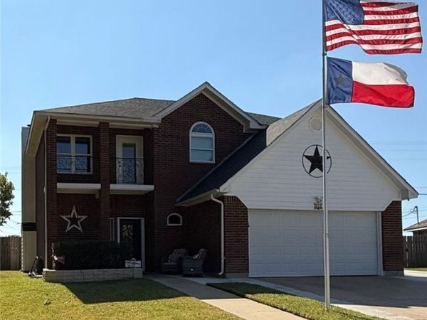 111 Belmoor Lane, Victoria, TX 77904