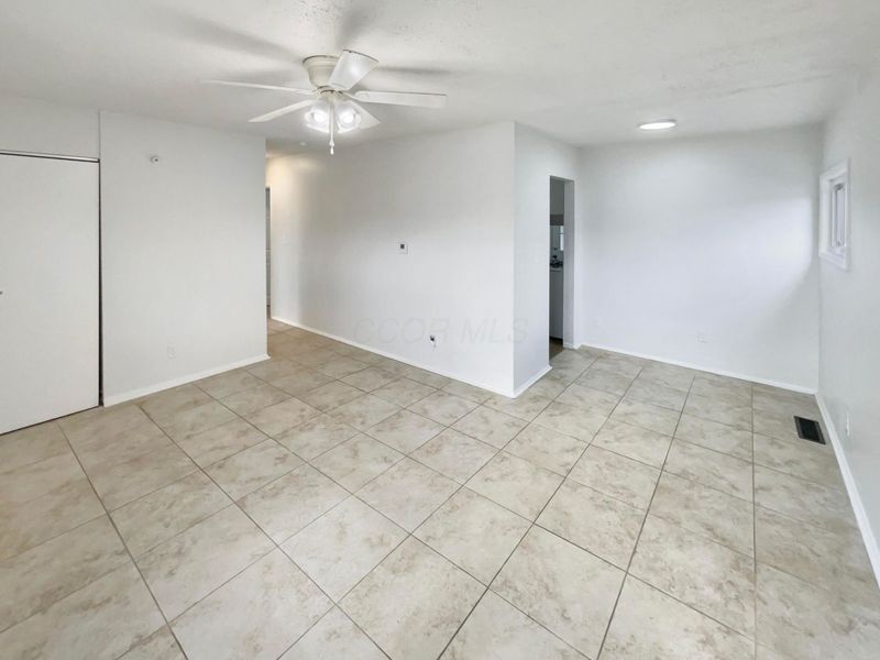 4148 Elbern Avenue, Columbus, OH 43213 Photo 8