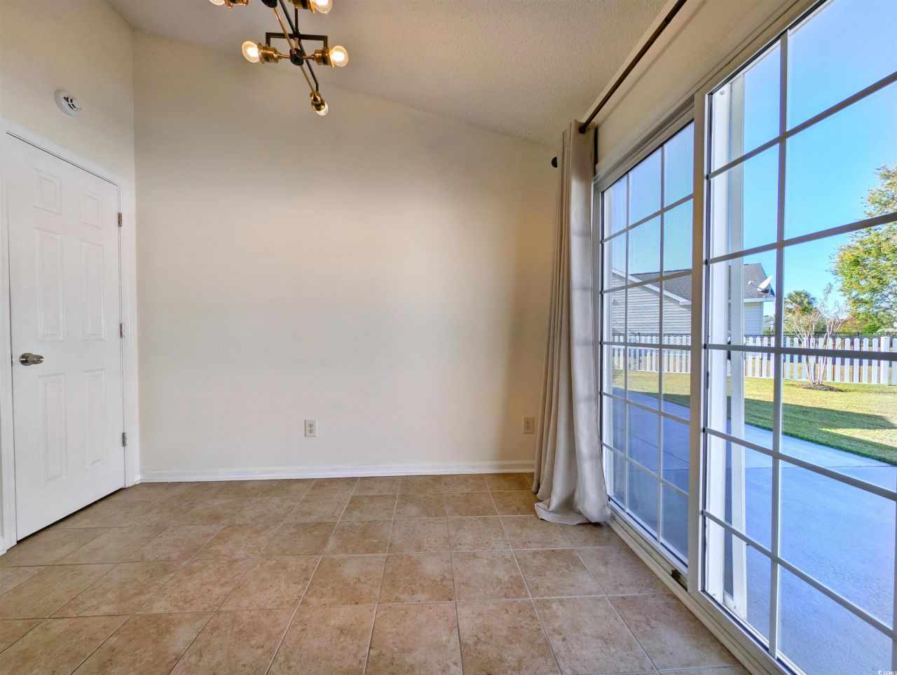 168 Palladium Dr. Photo 17