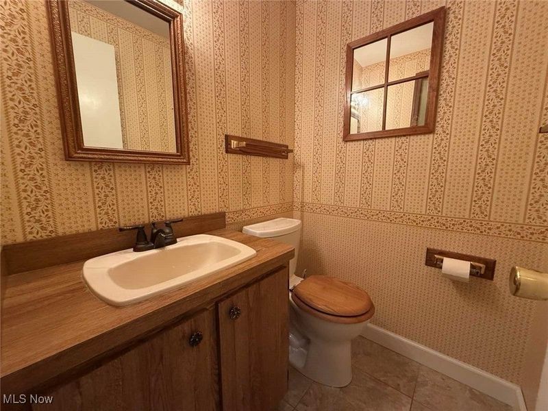 9474 Stoney Creek Lane, Parma Heights, OH 44130 Photo 12