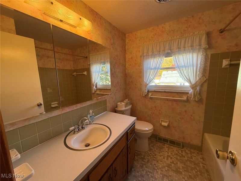 9474 Stoney Creek Lane, Parma Heights, OH 44130 Photo 23
