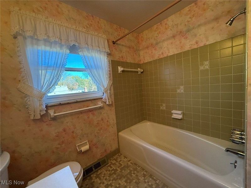 9474 Stoney Creek Lane, Parma Heights, OH 44130 Photo 24