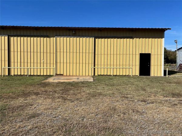 12031 Oktaha Road, Oktaha, OK 74450